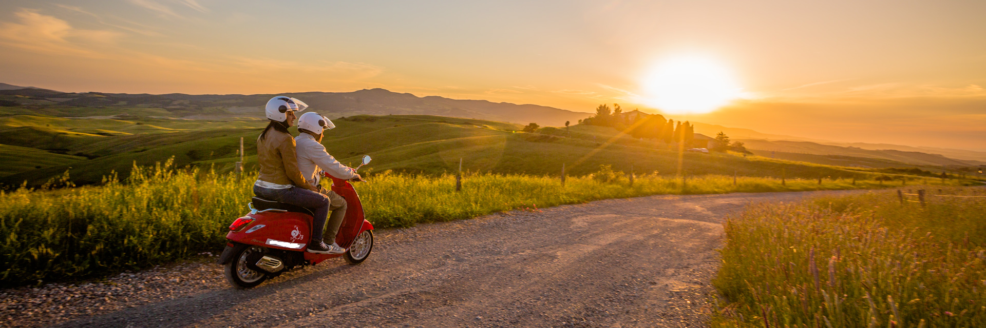 An original Vespa experience in Chianti area with wine tasting in a typical farm