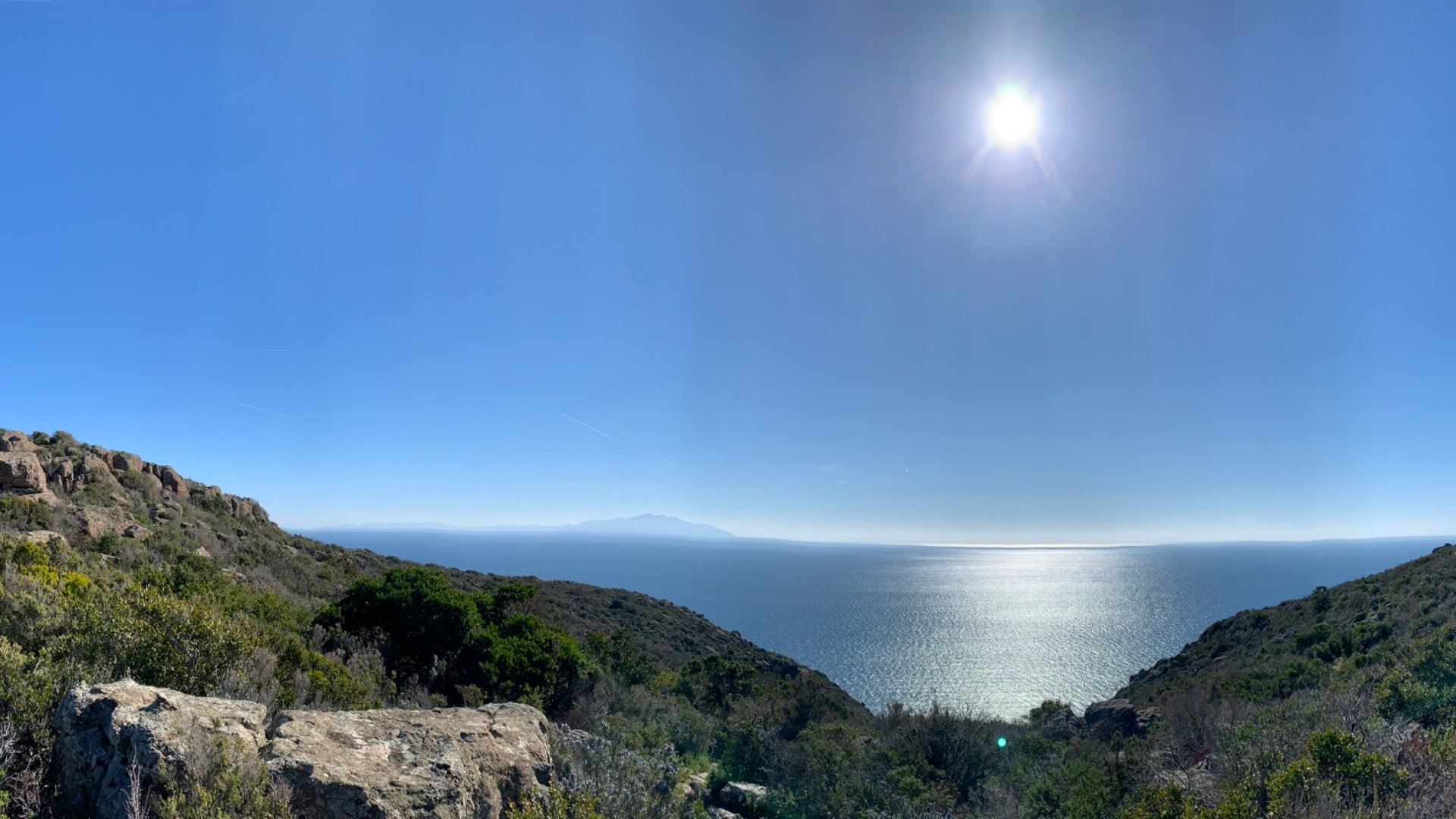 Vista del mar de Capraia