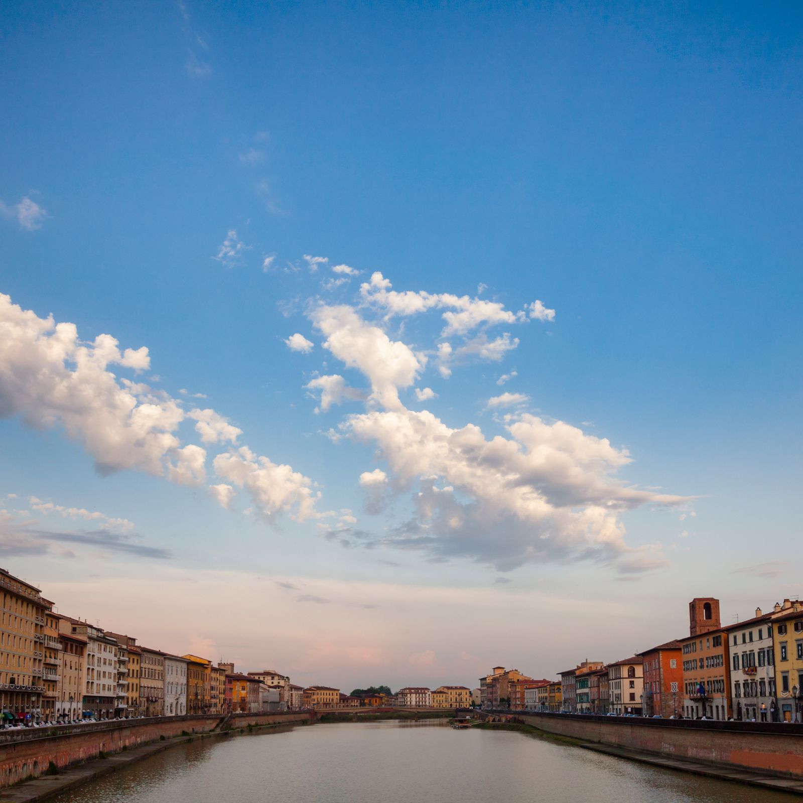 Pisa ponte sull'Arno