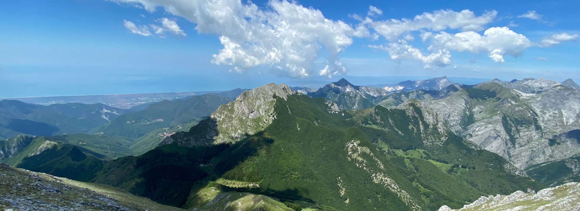 Veduta dalla cima della Pania