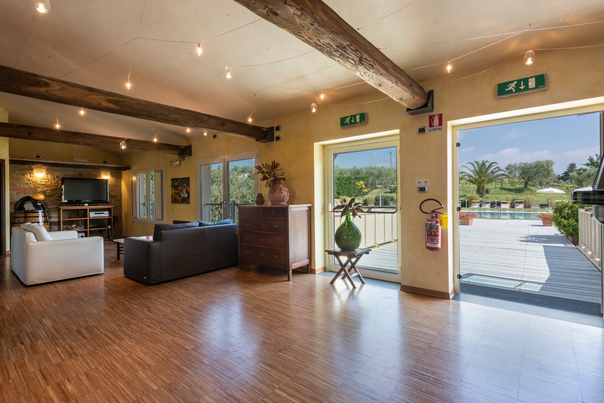 Soggiorno romantico e di relax in agriturismo sulle colline vicino alla città di Lucca