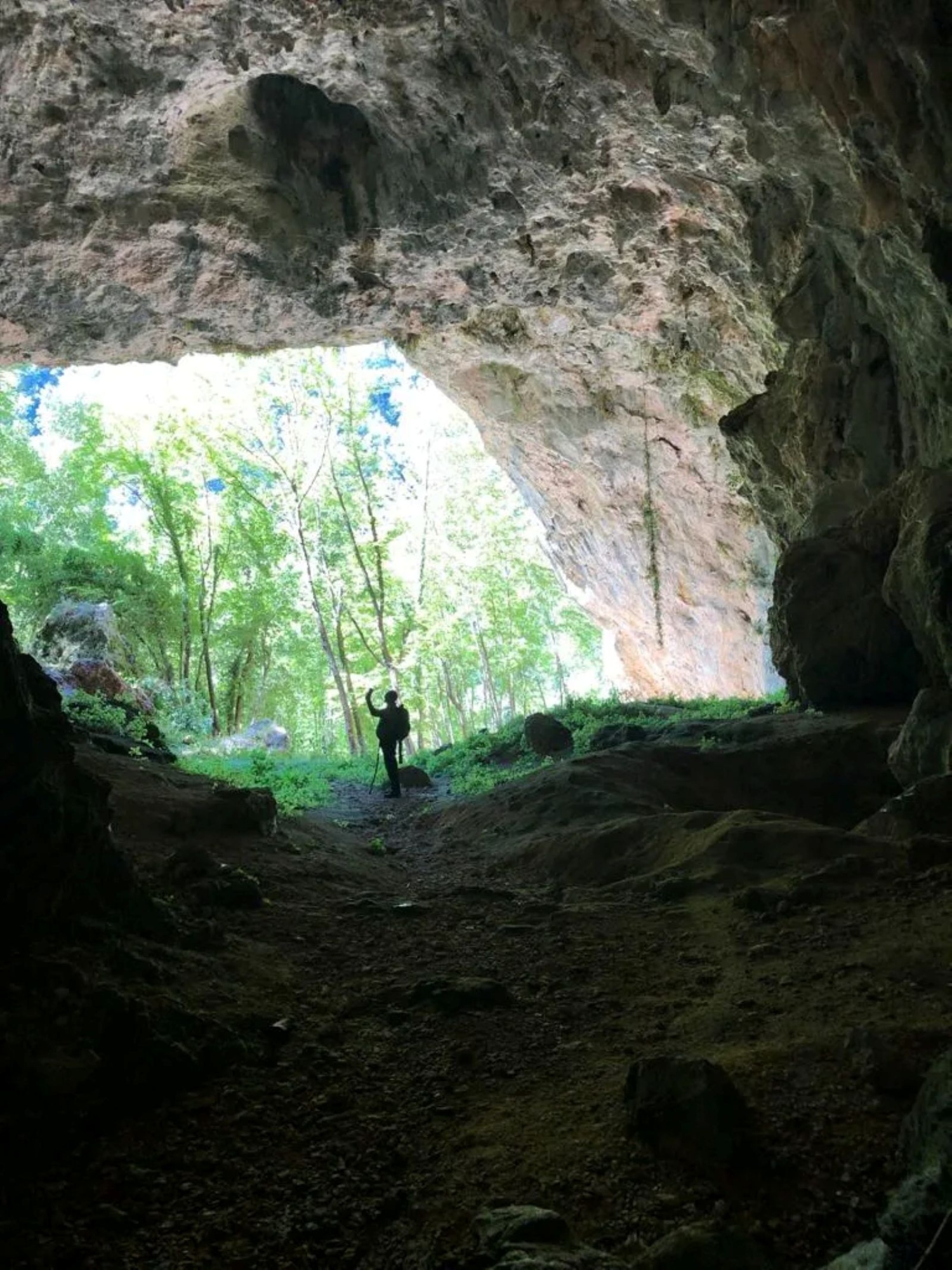 Tra grotte e preistoria: la Tecchia di Tenerano