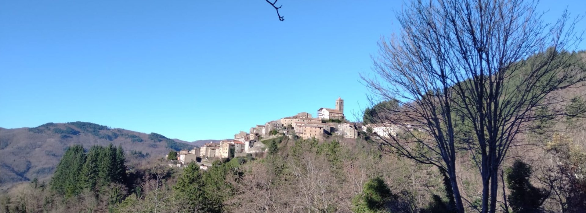 Trekking ad anello di 10 km con partenza e rientro a Calamecca, in Val di Forfora Trekking ad anello di 10 km con partenza e rientro a Calamecca, in Val di Forfora