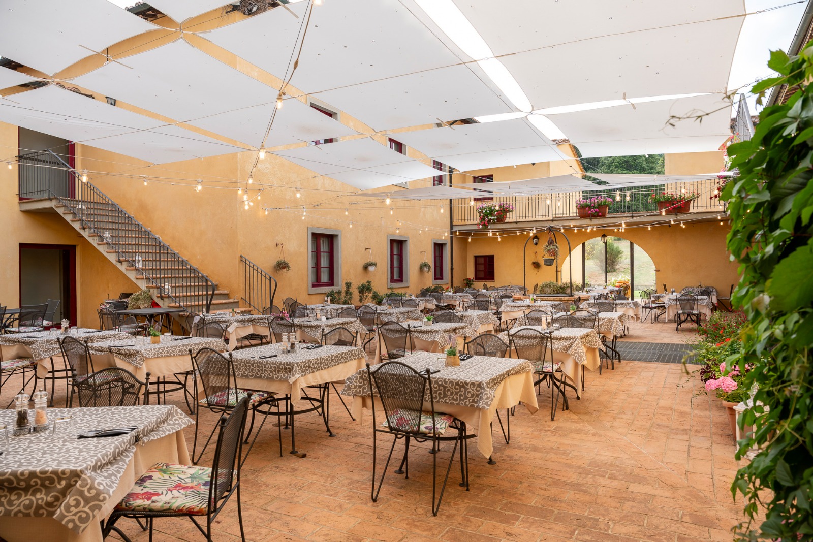 Soggiorna nel cuore della campagna sangimignanese