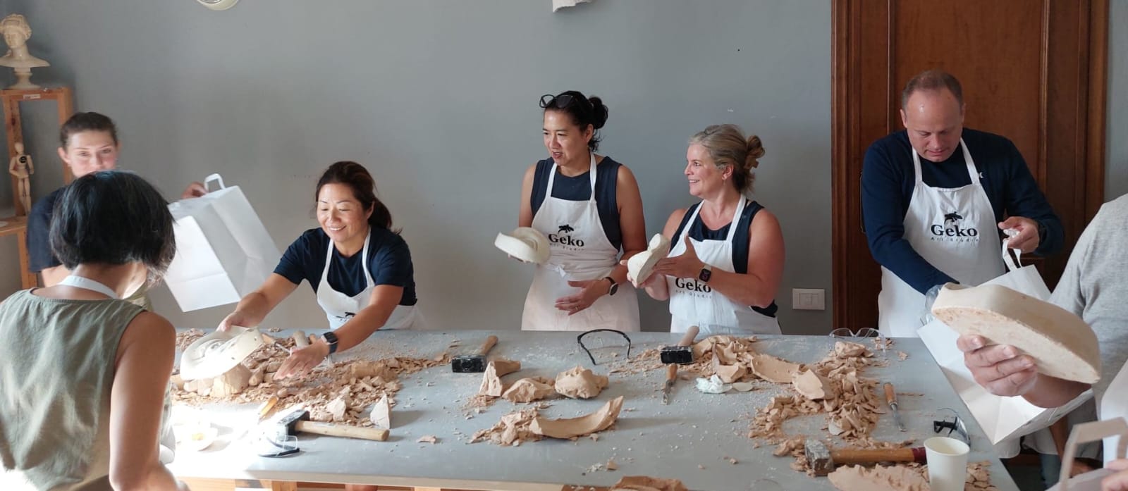 Studenti all'opera durante il workshop