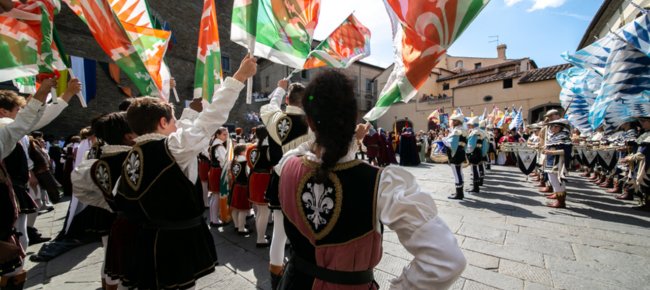 Palio dei Rioni, the flag wavers of Castiglion Fiorentino
