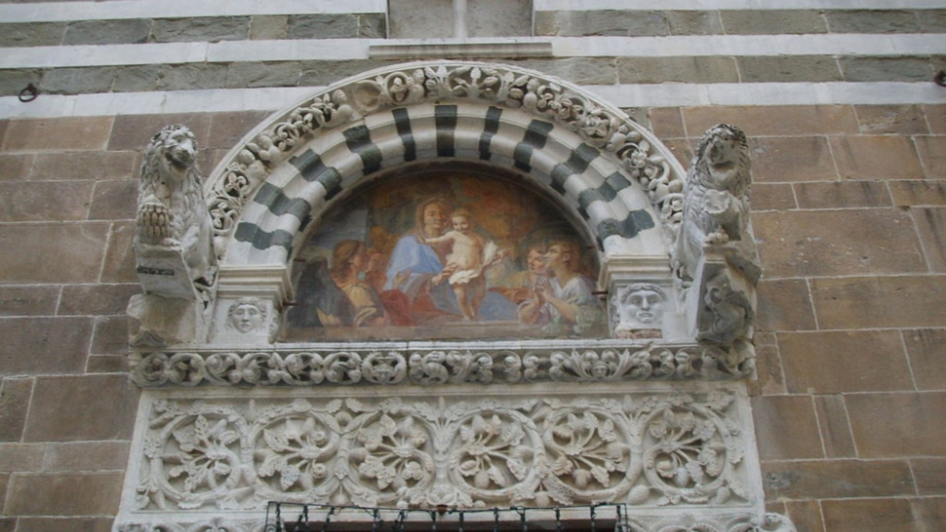 Chiesa di San Giusto (portale)