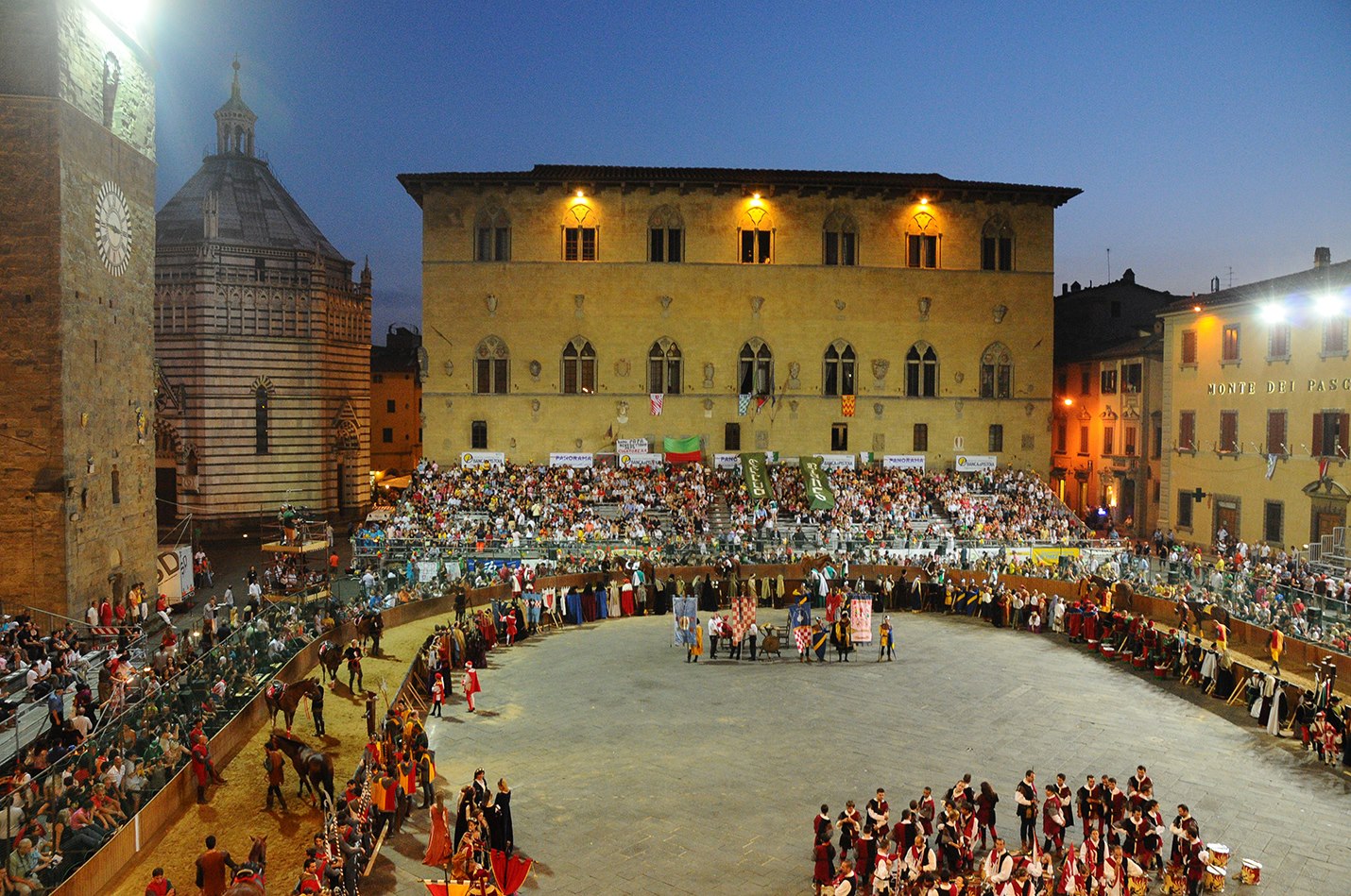 Joust of the Bear in Pistoia