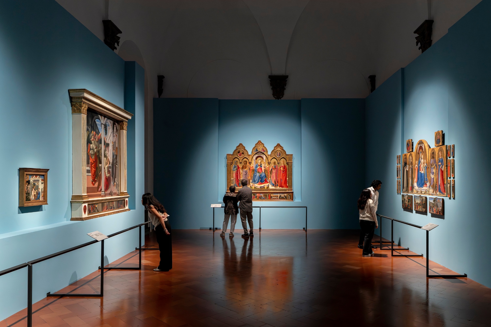 Una sala della mostra Beato Angelico