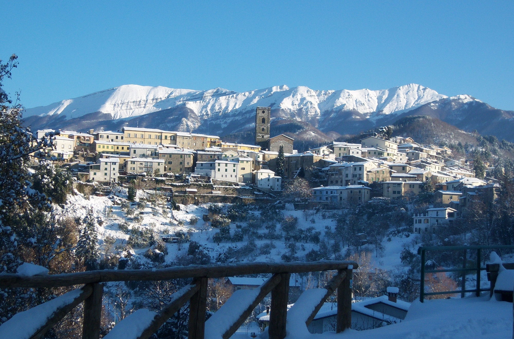 Coreglia Antelminelli under the snow