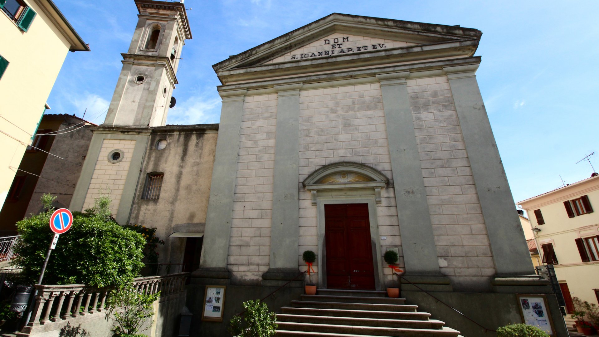 L'église de San Giovanni Evangelista - Riparbella