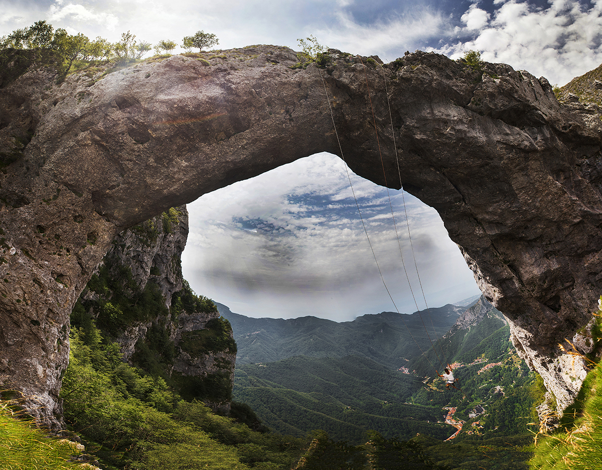 Swing on Mount Forato, Apuan Alps