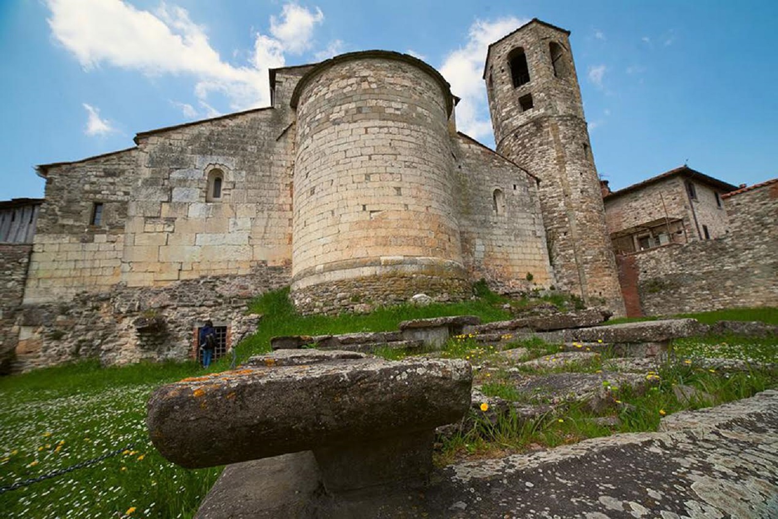 Apse of the parish church with the remains of the altar