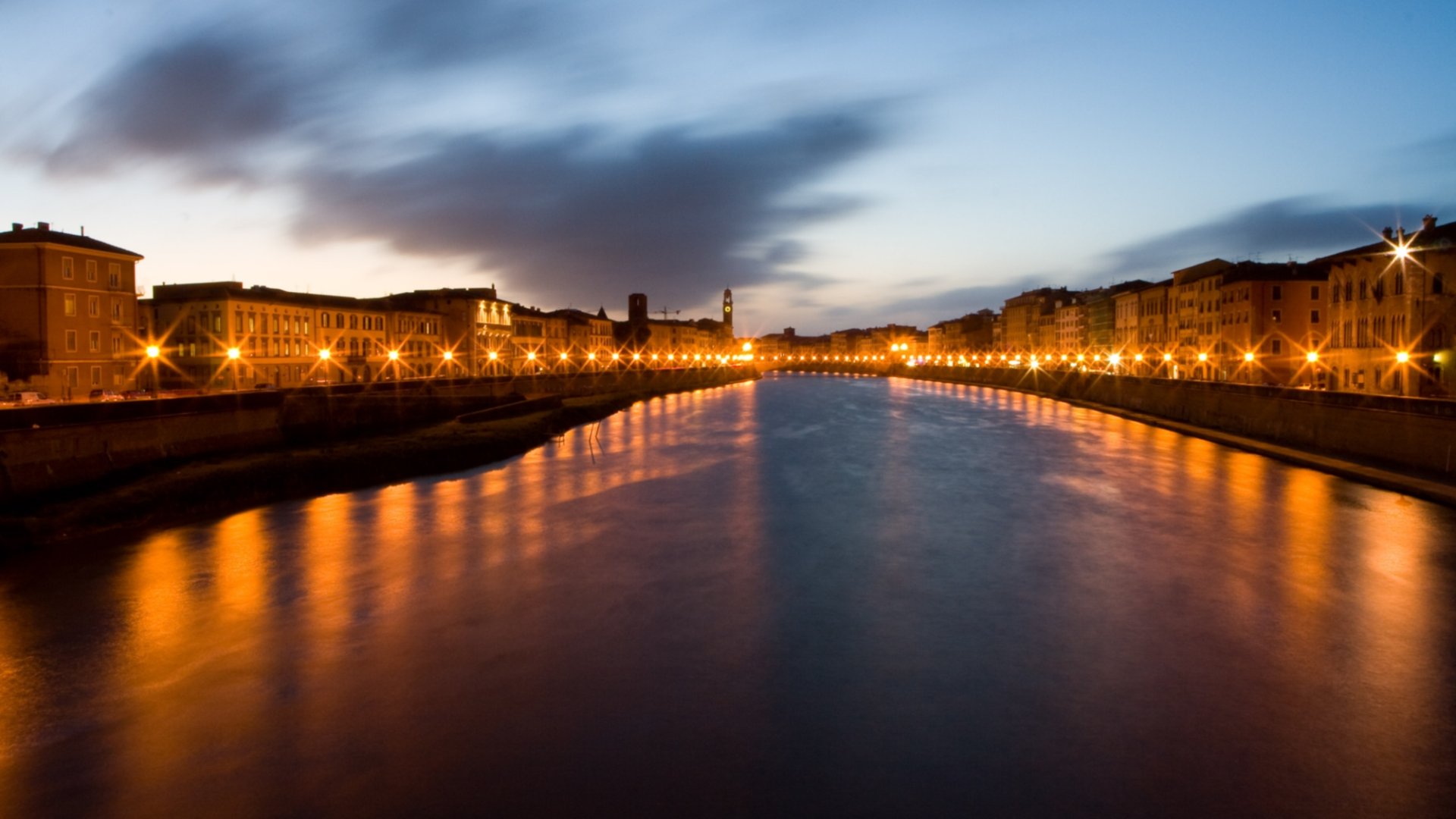 Pisa, río Arno