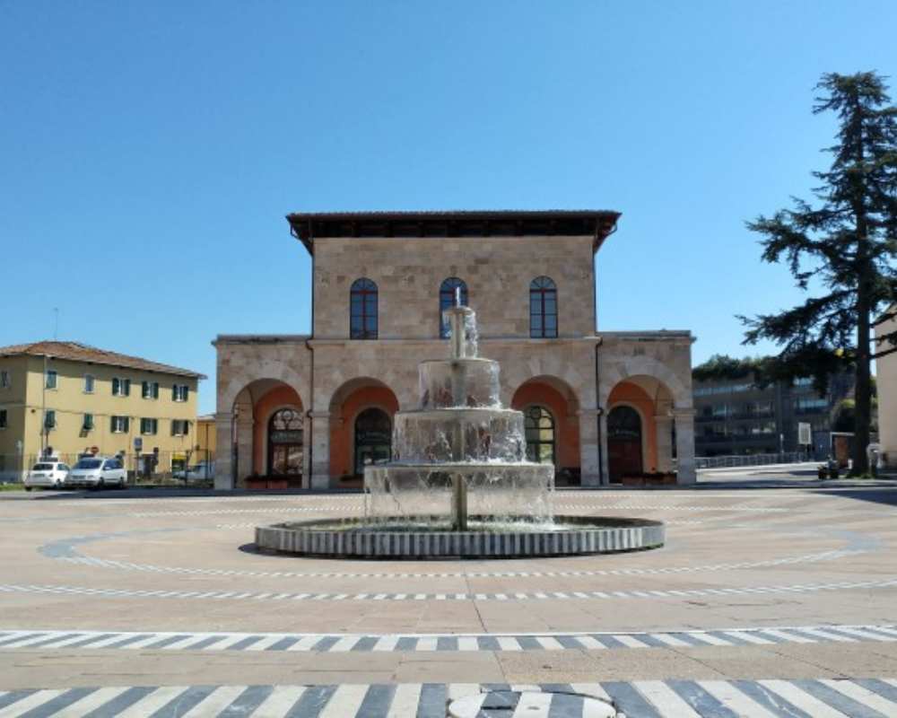 Piazza Arnolfo di Cambio in Colle Val d’Elsa