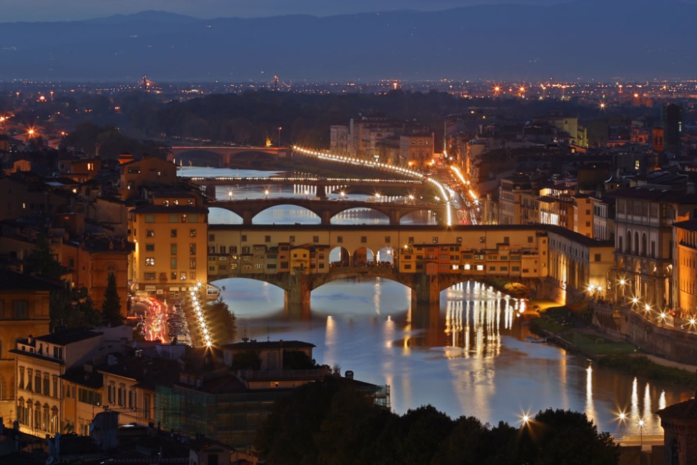 Ponte Vecchio by night