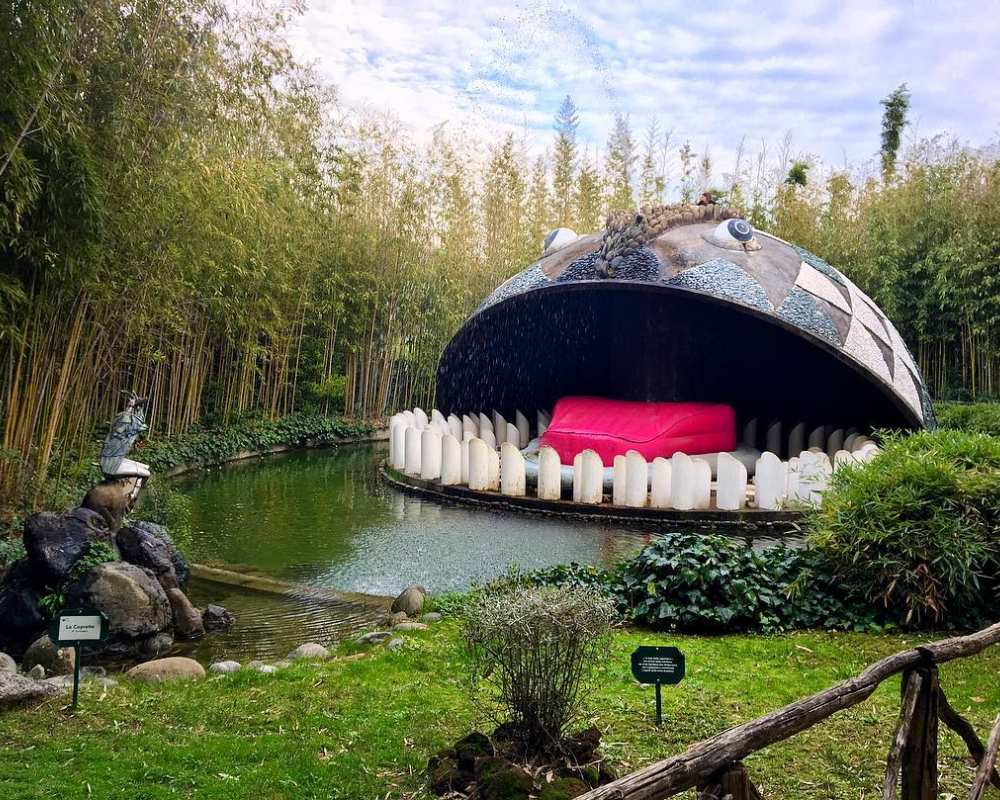 Reproducción de la ballena en el Parque de Pinocho