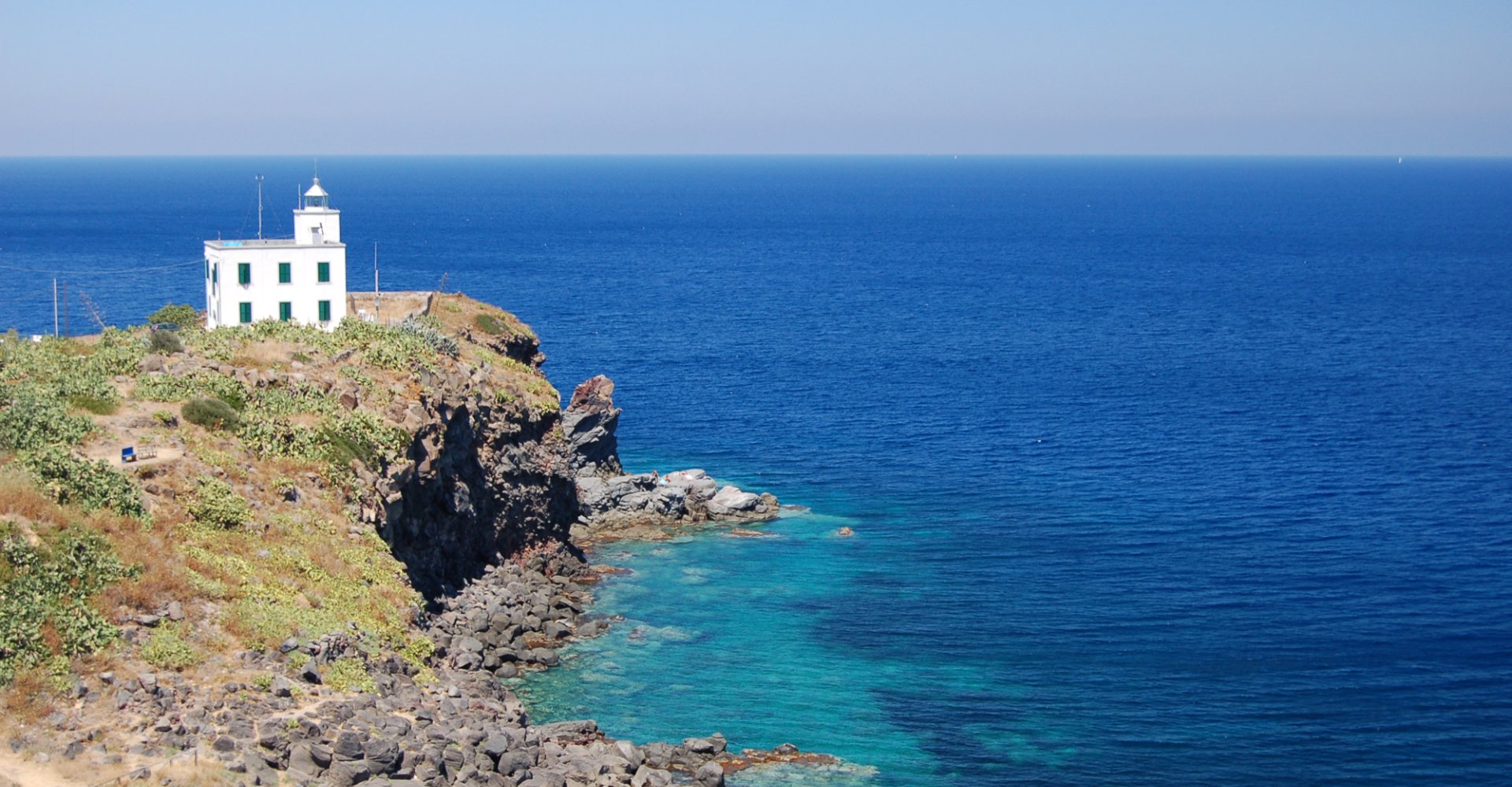 Der Leuchtturm auf der Punta del Ferraione