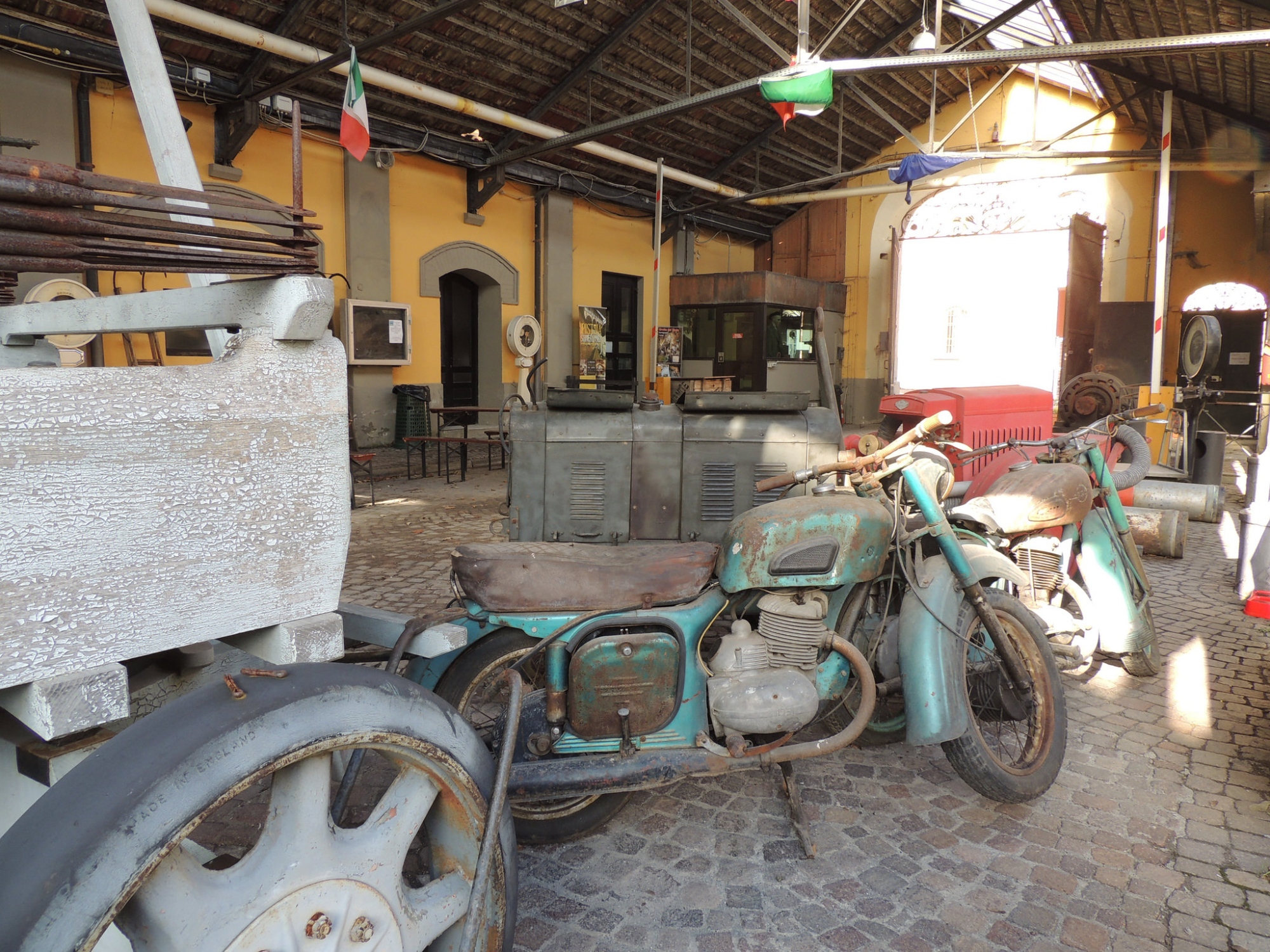 Museo y Refugios SMI en Campo Tizzoro