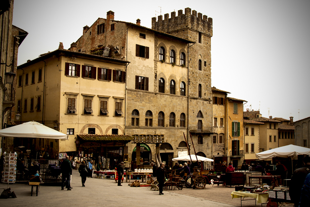 Arezzo Main Square [Photo Credits: Serena Puosi - Photo Editing: Lara Musa]