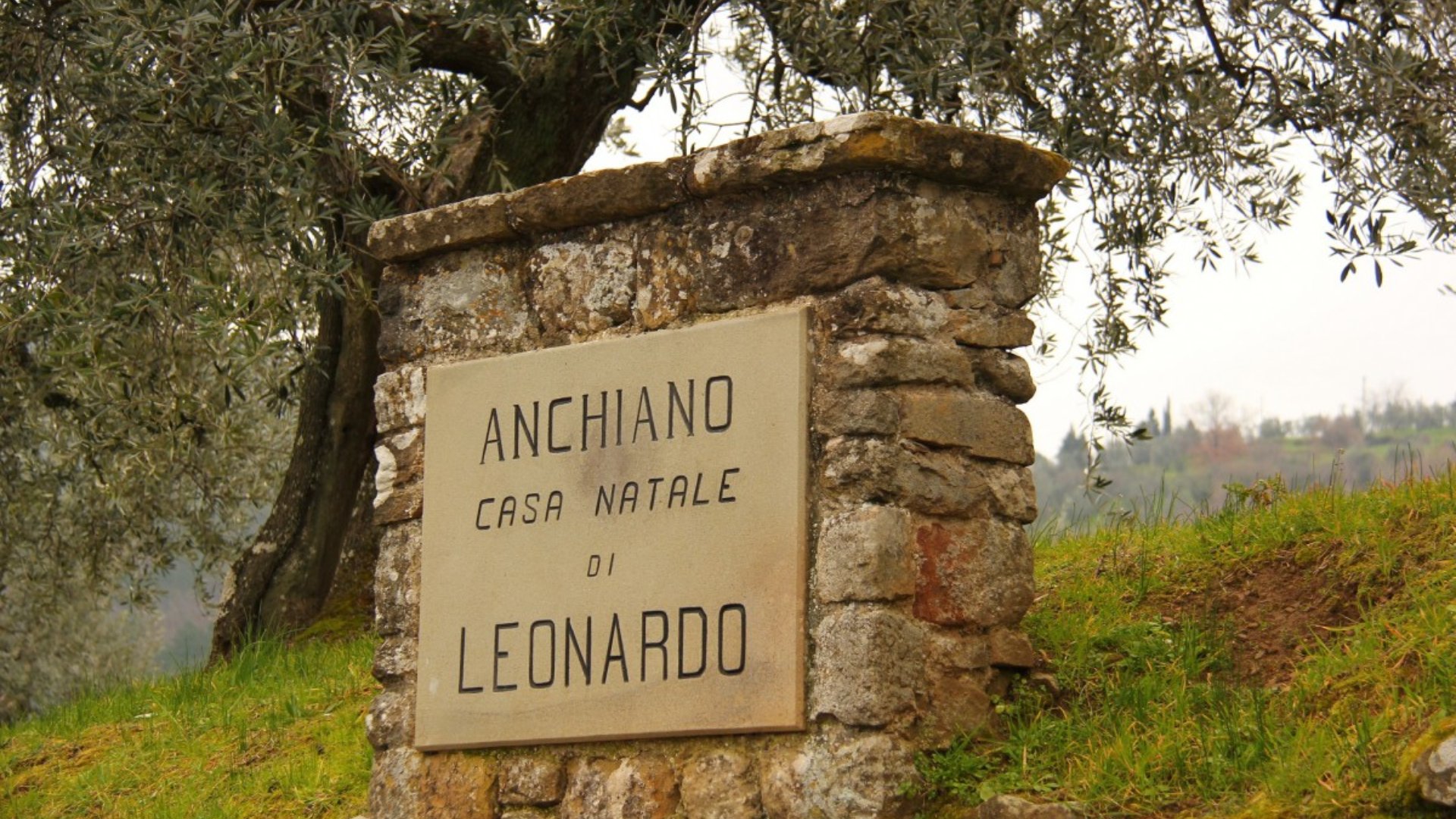 Tafel an der Casa Natale di Leonardo