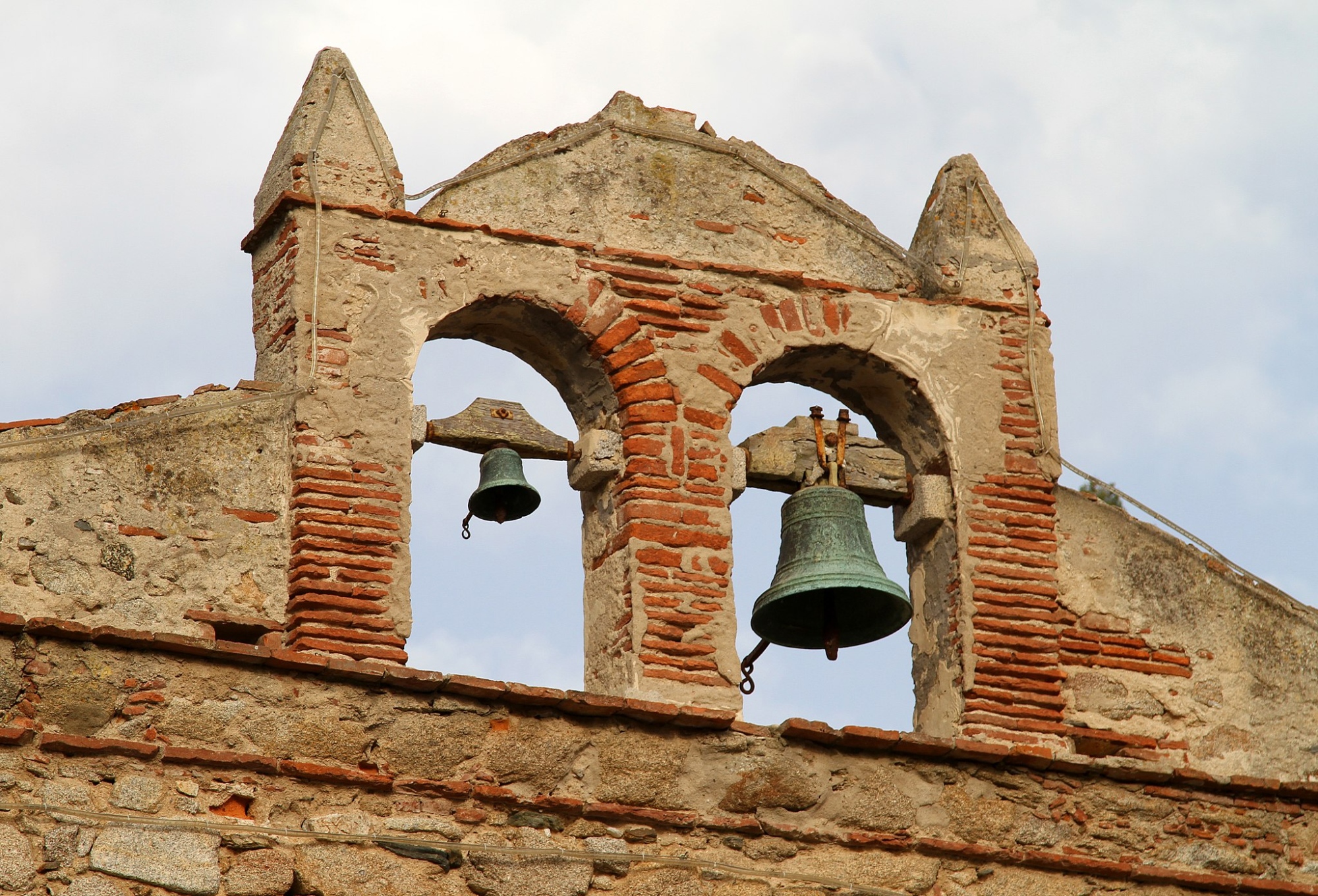 Campanas de la Iglesia de los Santos Pedro y Pablo de San Piero