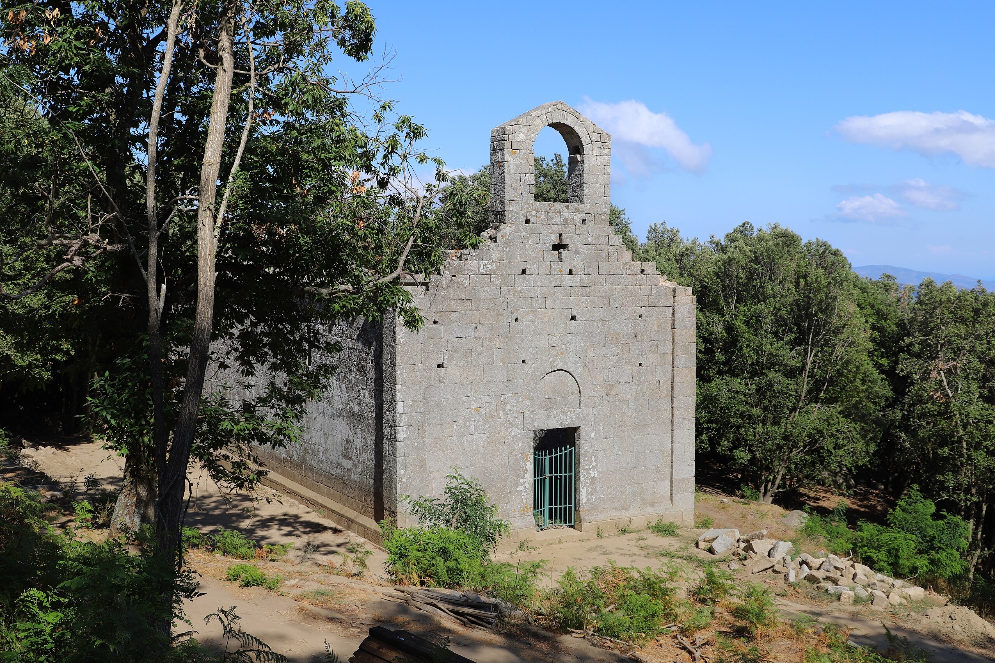 Pieve di San Giovanni Battista, Campo nell'Elba