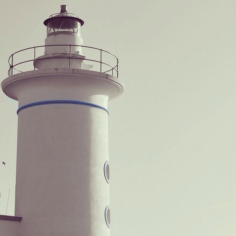 Il faro di Viareggio lungo la costa toscana