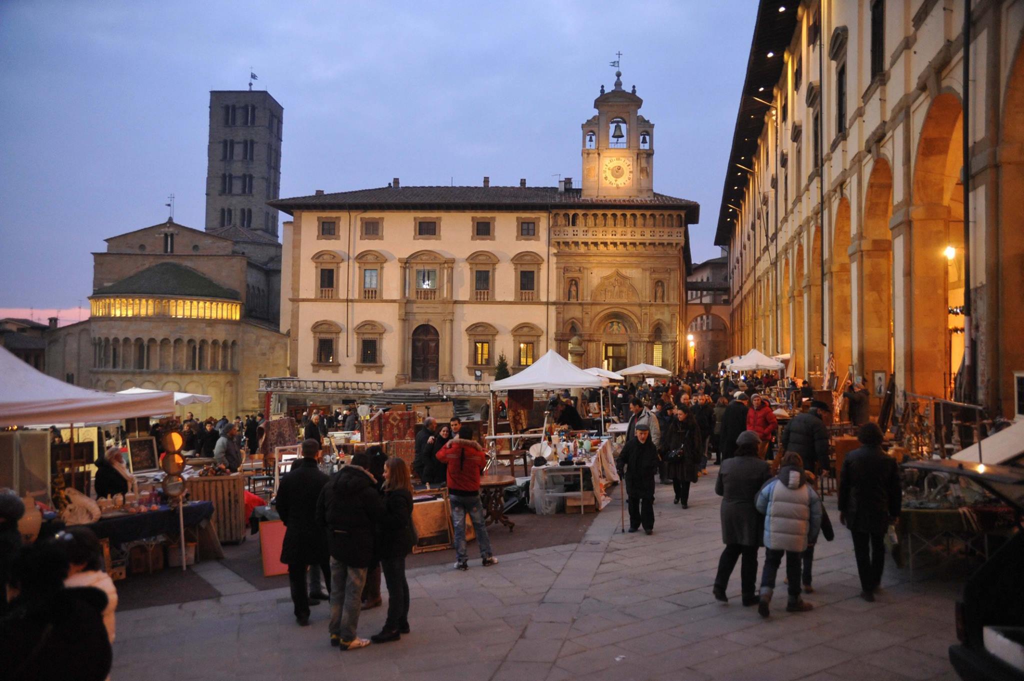 Arezzo antique market