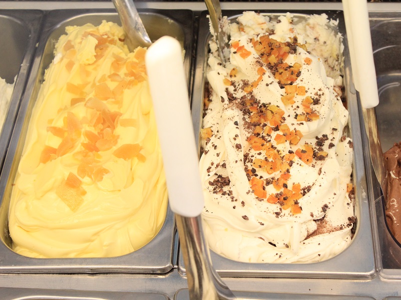 On your right one of the specialties at Gelateria il Triangolo delle Bermuda: sheep ricotta cheese, oranges, honey and cocoa beans
