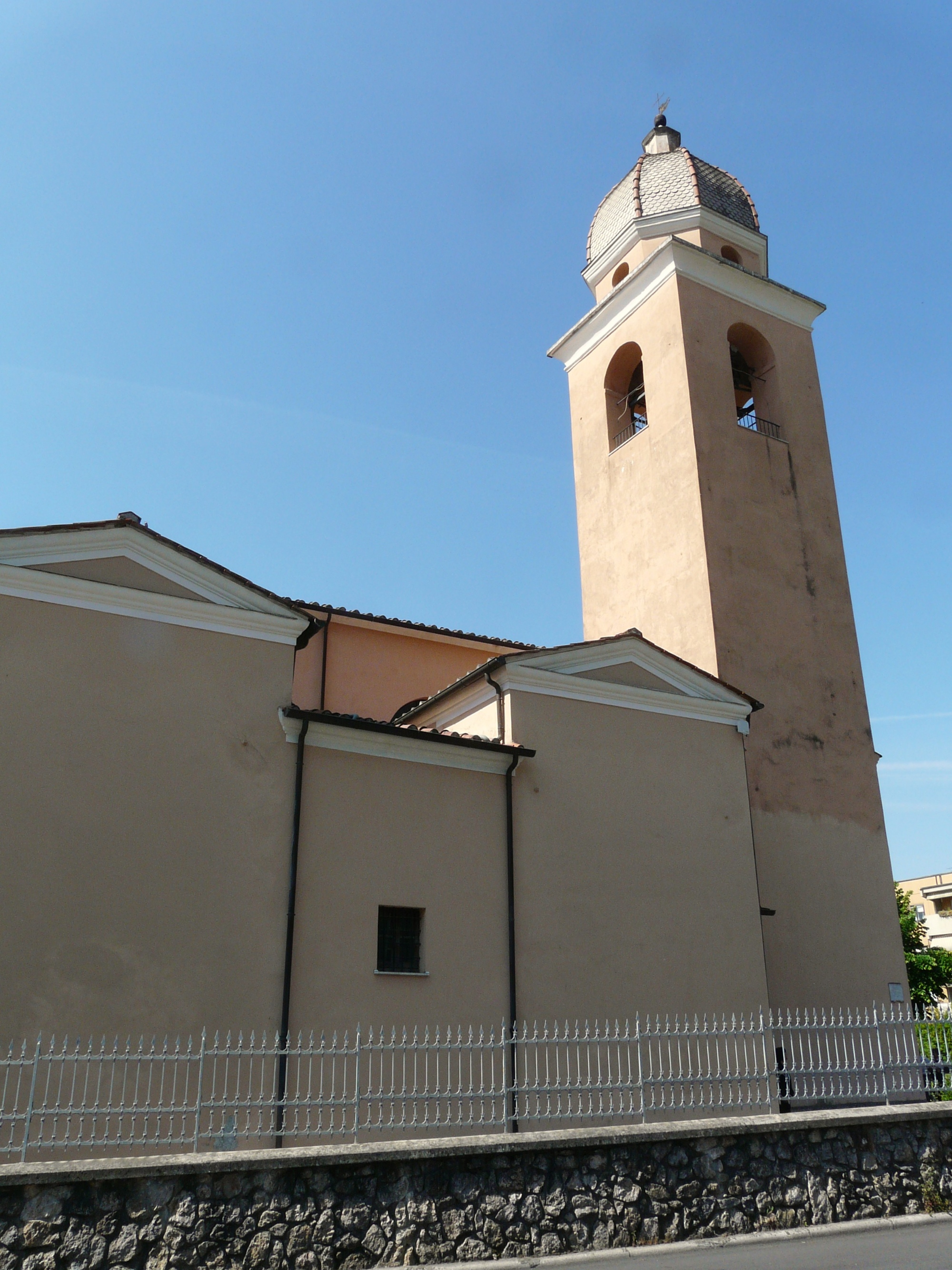 Campanario de la Parroquia San Vitale en Mirteto, Municipio de Massa