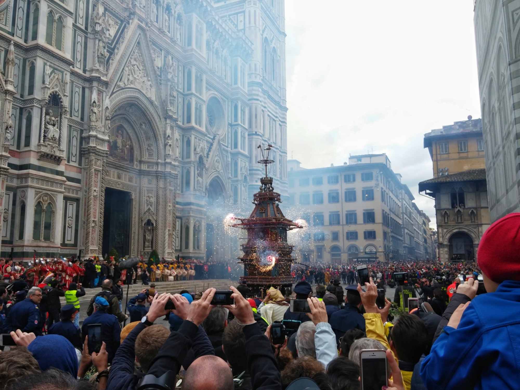 Explosion of the cart in Florence