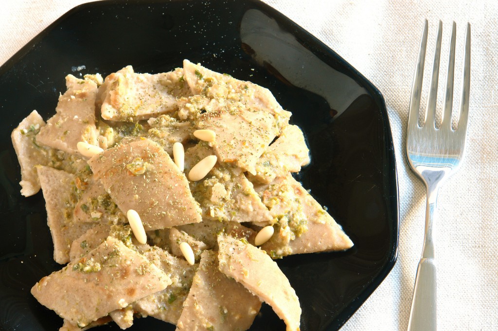 Testaroli with pesto and pine nuts