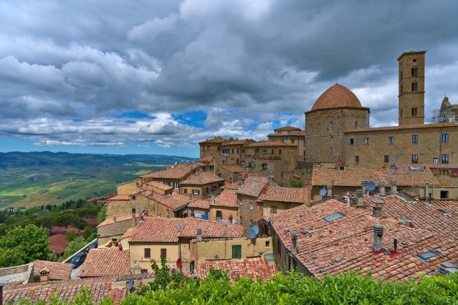 Rooftops of Volterra