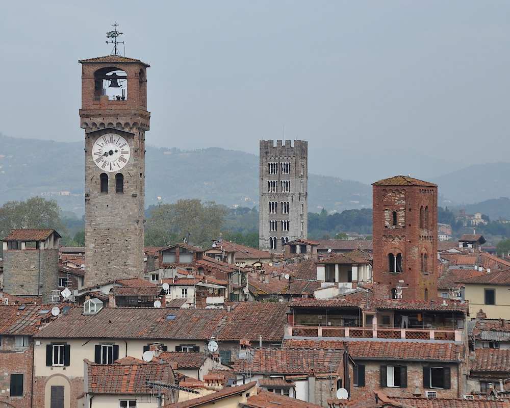 The clock tower in Lucca