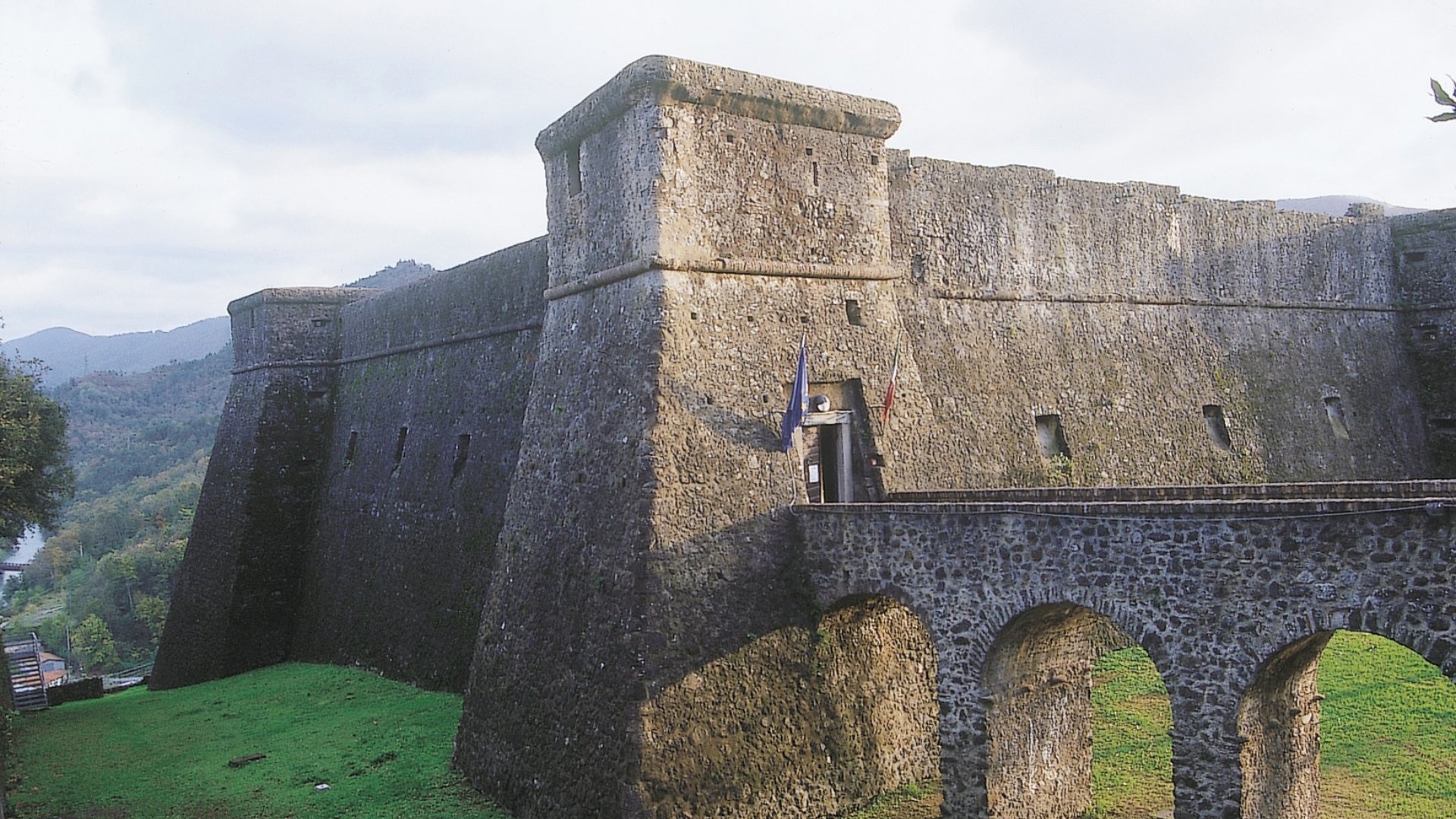 Die Festung Brunella, Aulla
