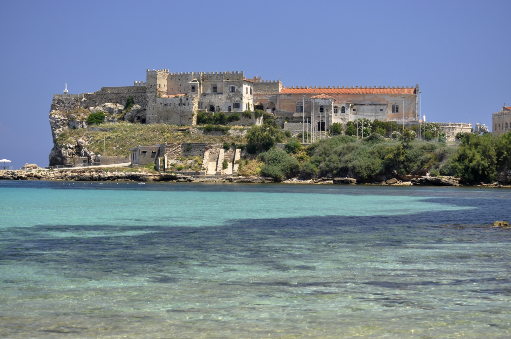 Il porticciolo di Pianosa