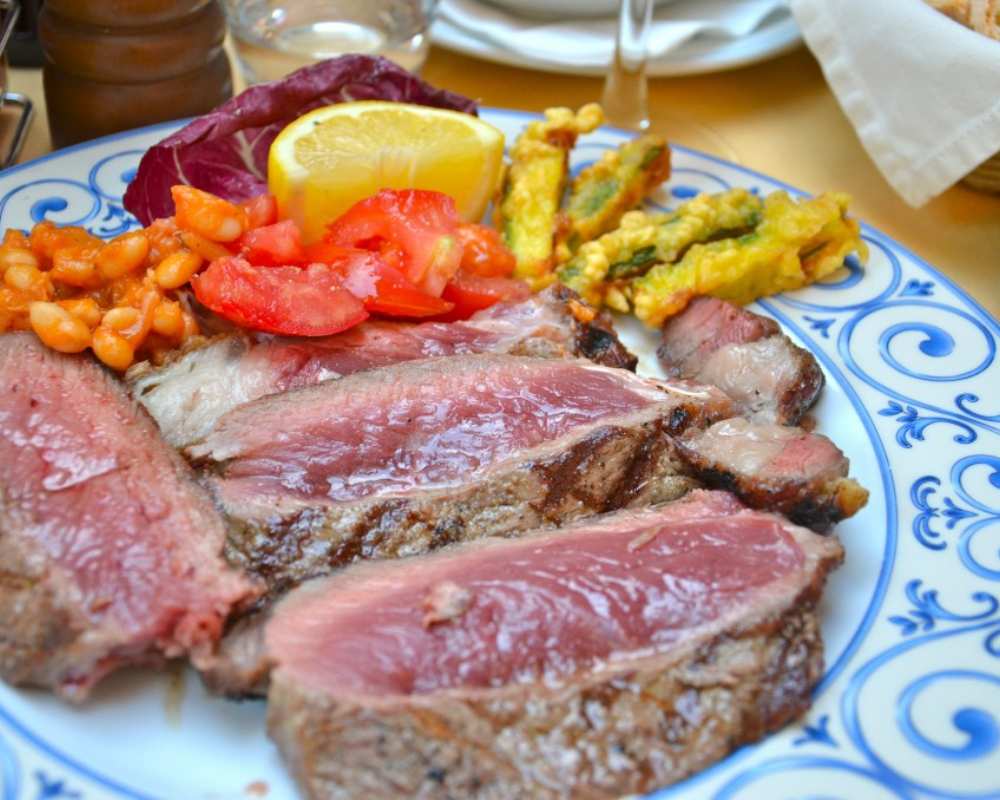 Slices of Fiorentina T-bone steak
