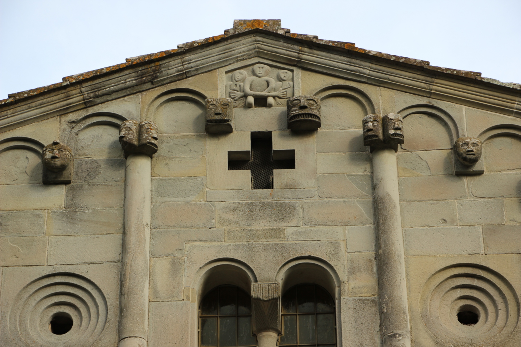 Figures on the facade