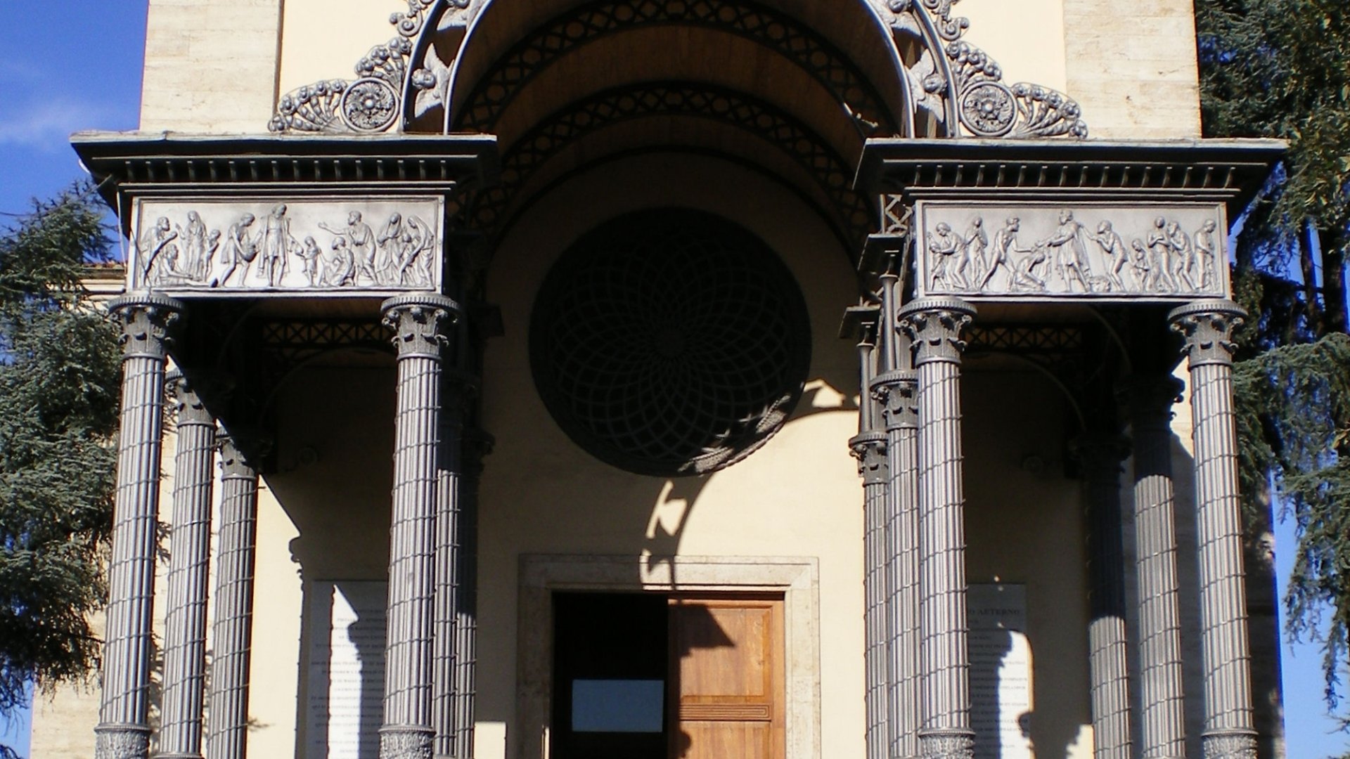 Die Kirche San Leopoldo in Follonica
