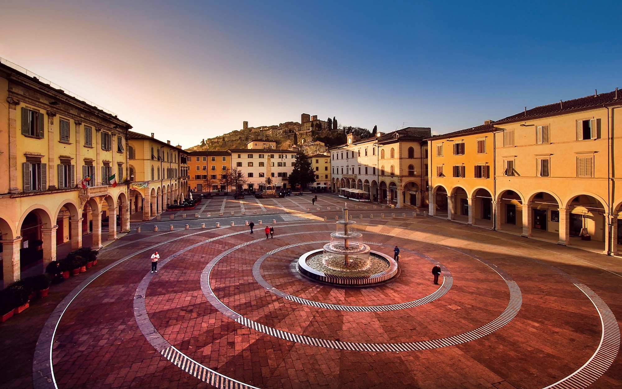 Piazza Arnolfo a Colle Val d'Elsa