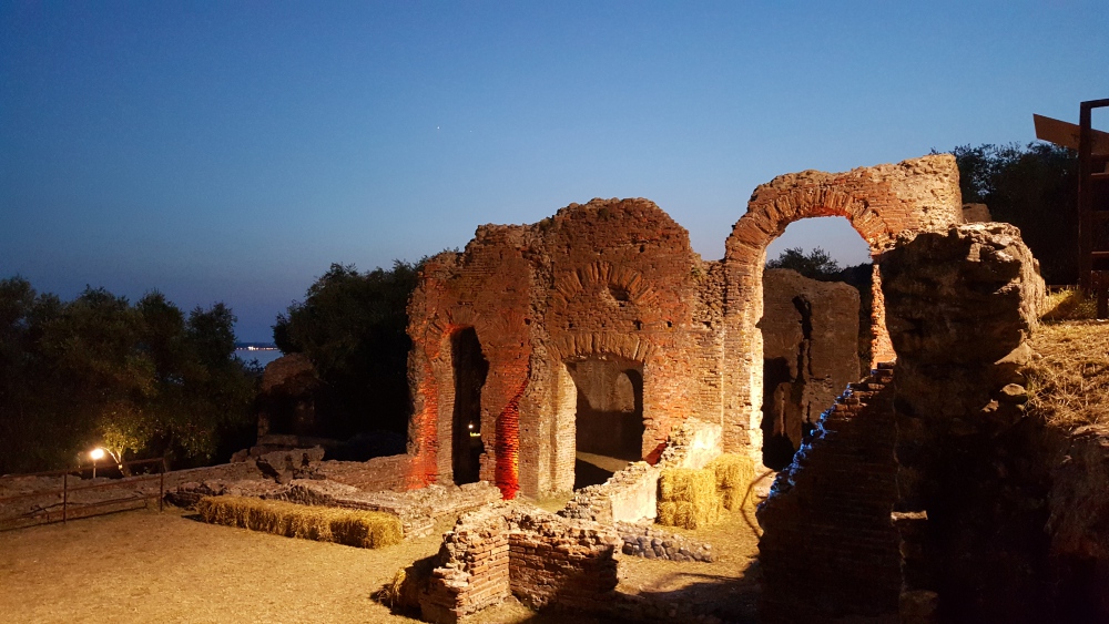 Massaciuccoli Romana by night