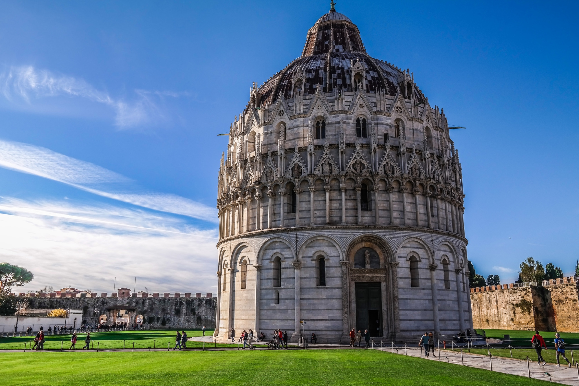 Das Baptisterium in Pisa