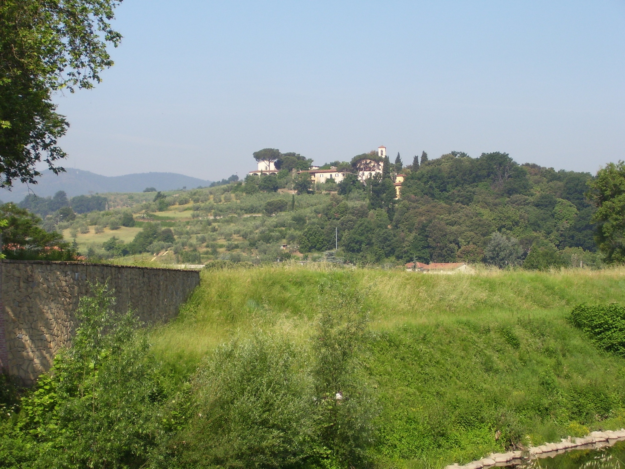 Bonistallo collina chiesa Poggio a Caiano