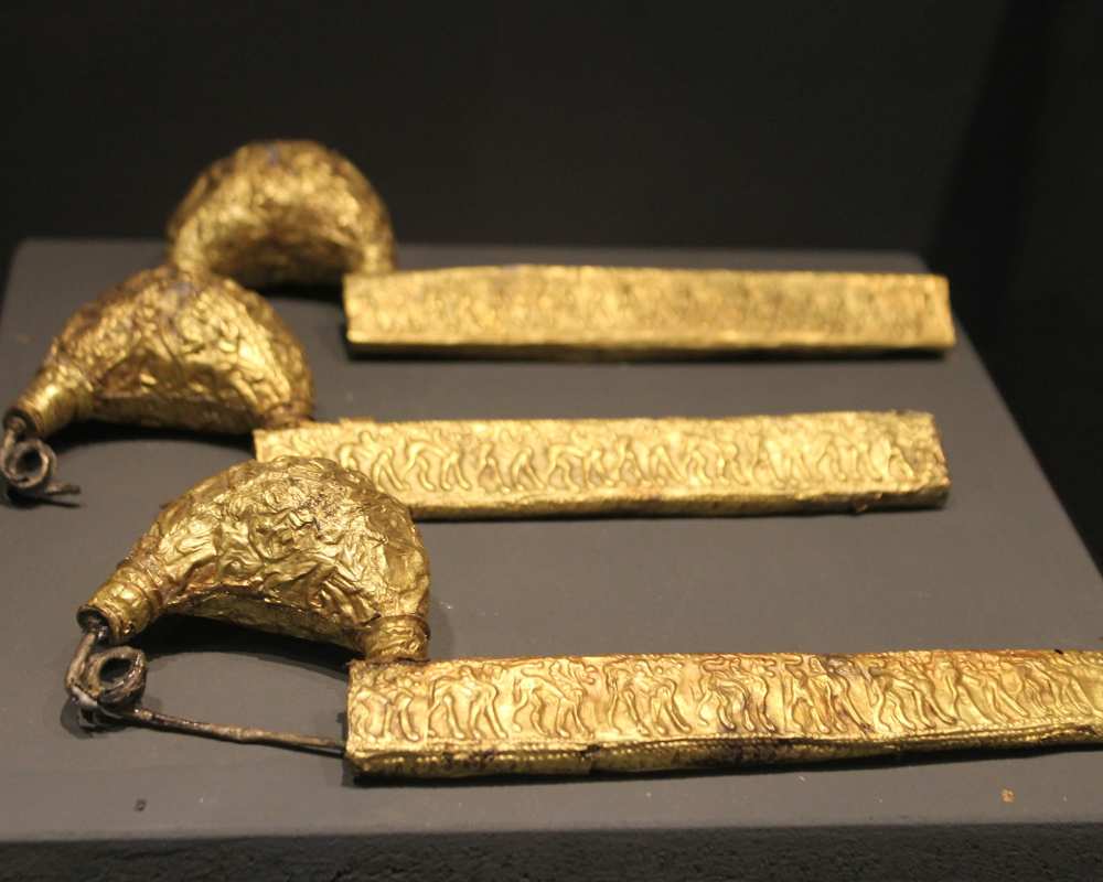 Etruscan jewelery from Vetulonia at Museo Archeologico di Firenze