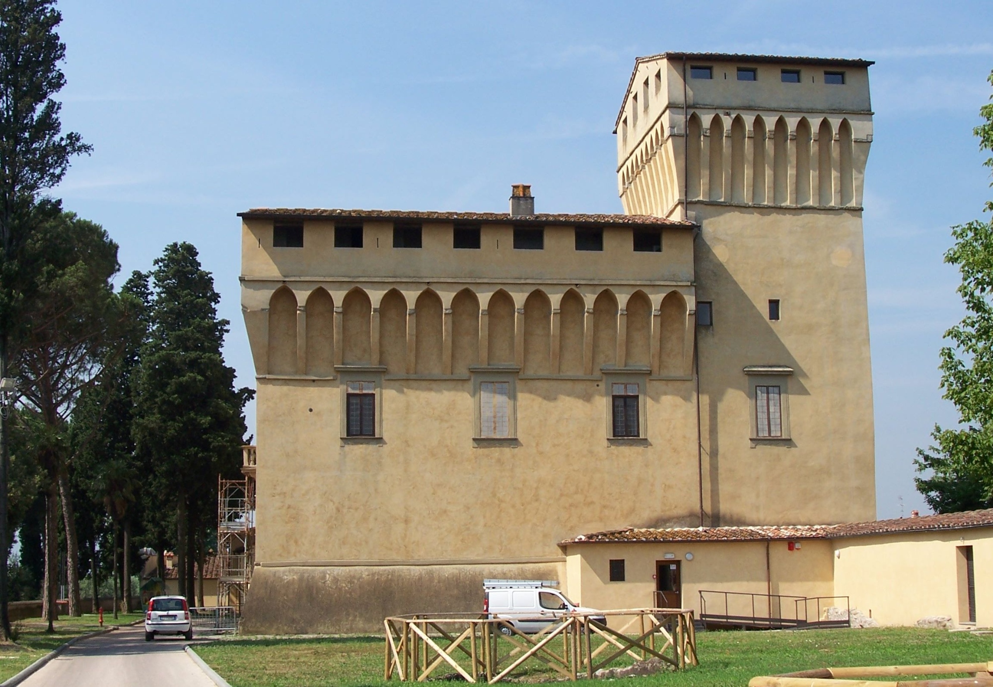 villa-castello-smilea-montale