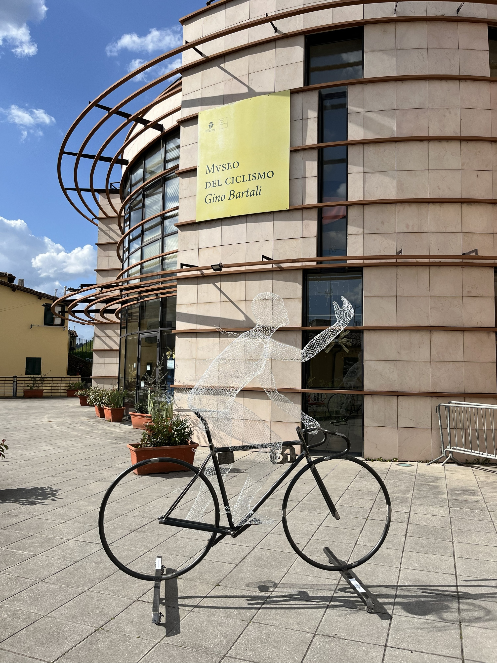 L'ingresso al Museo del Ciclismo Gino Bartali