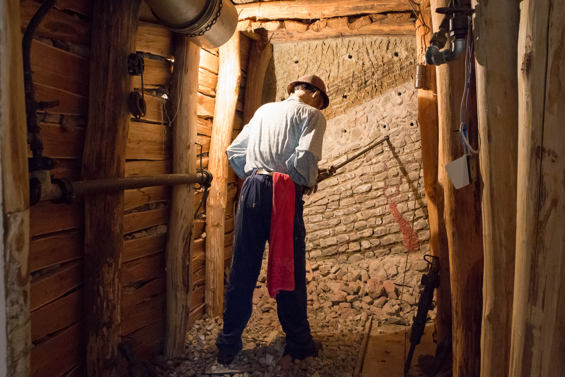 Visiting the mines of Abbadia San Salvatore