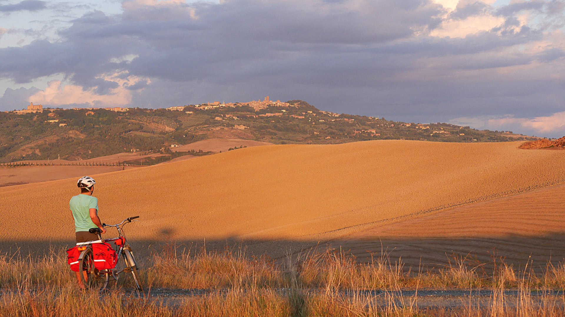 Blick auf Volterra vom Fahrrad aus