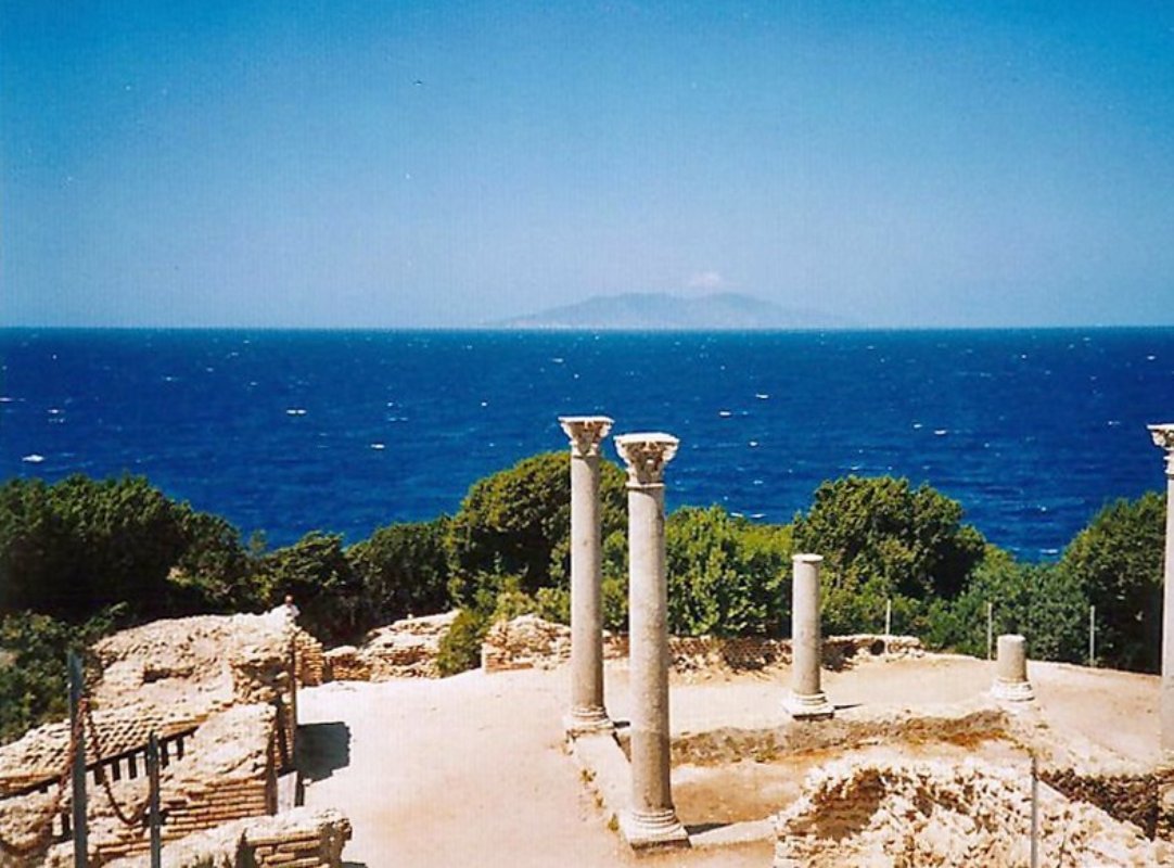 9471-K22uKD_villa_romana_giannutri